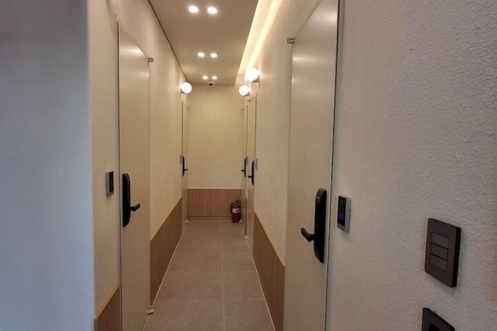 Hotel 2 of 113