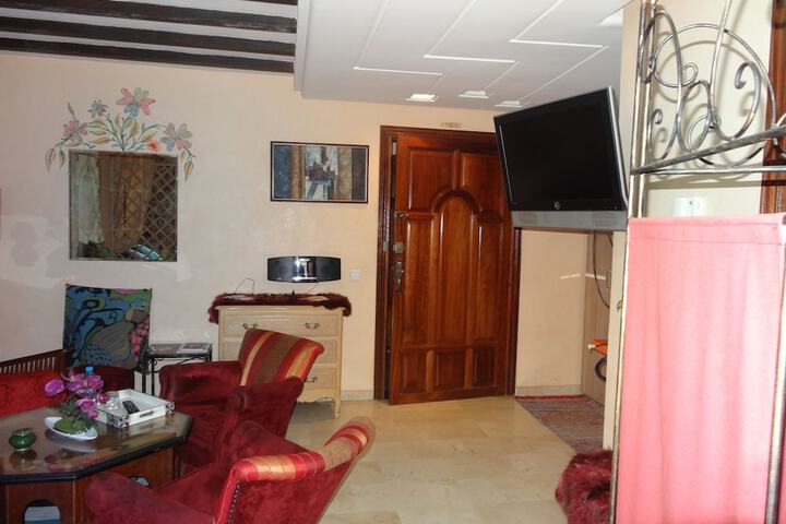 Room 22 of 100