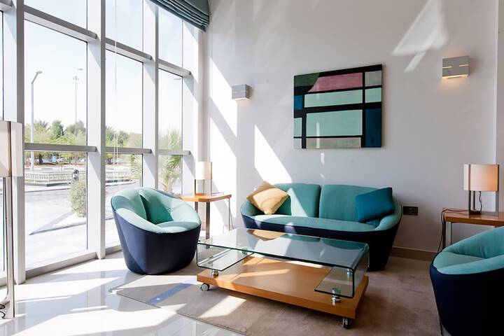 Guest Lobby