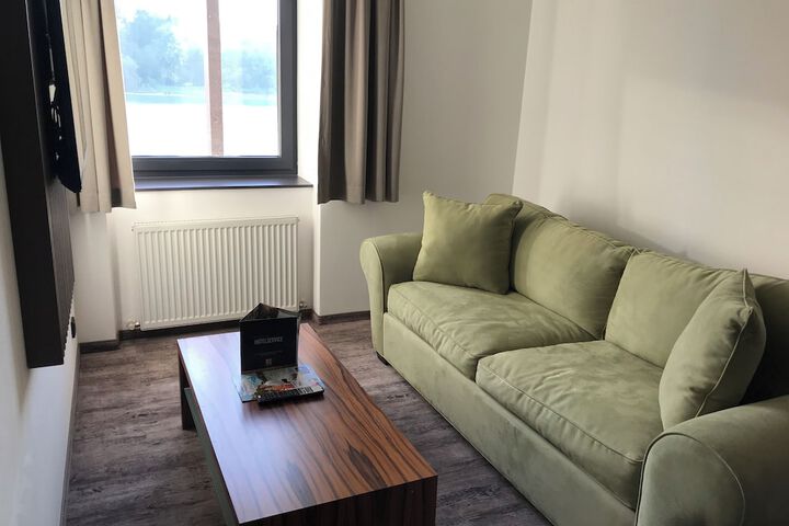 Room 14 of 75