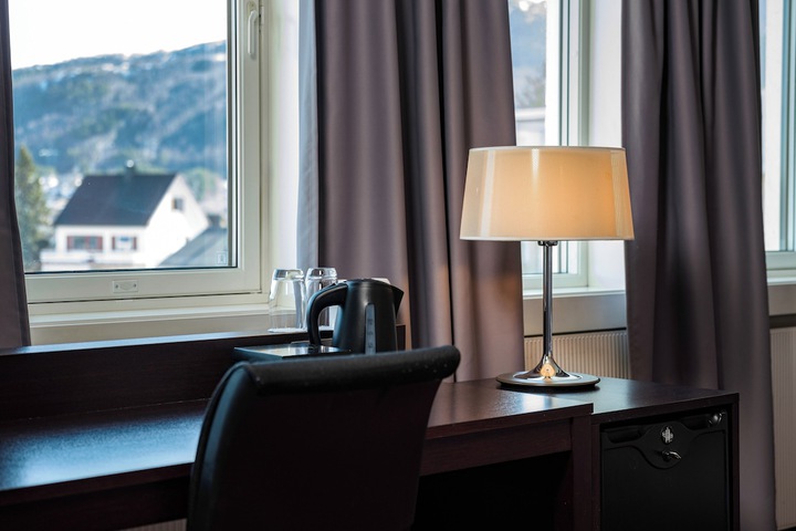Room 25 of 80