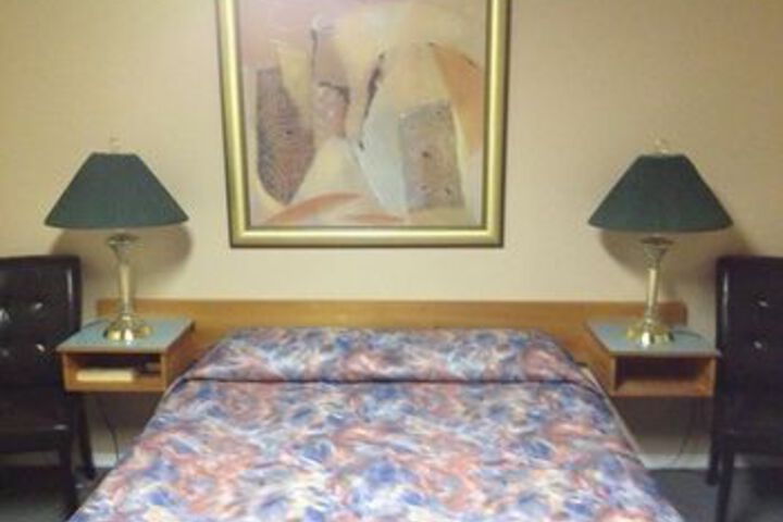 Room 19 of 33
