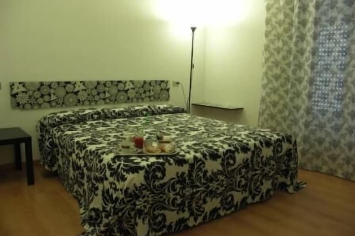 Room 9 of 43