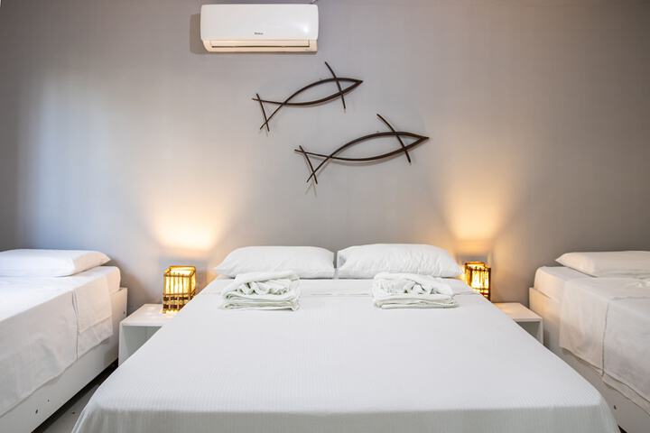 Room 14 of 82