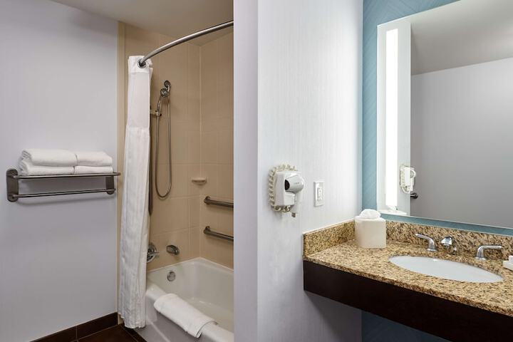 Bathroom shower