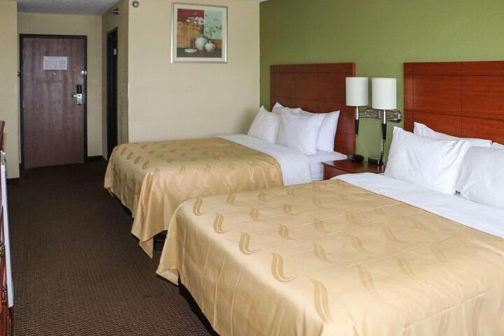 1 Queen Bed Mobility and Hearing Accessible (1 of 5)