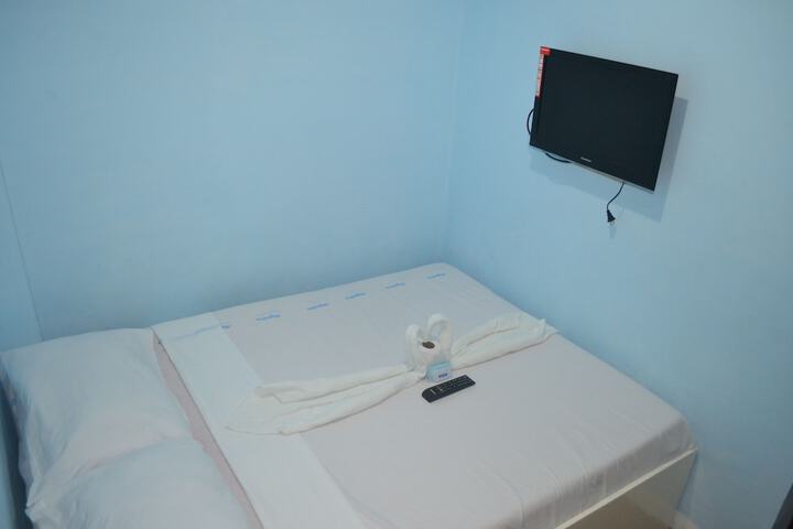 Room 5 of 23