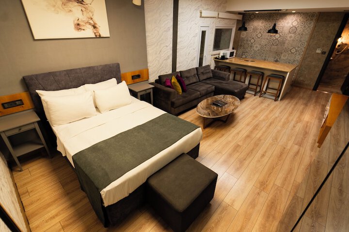 Room 56 of 149