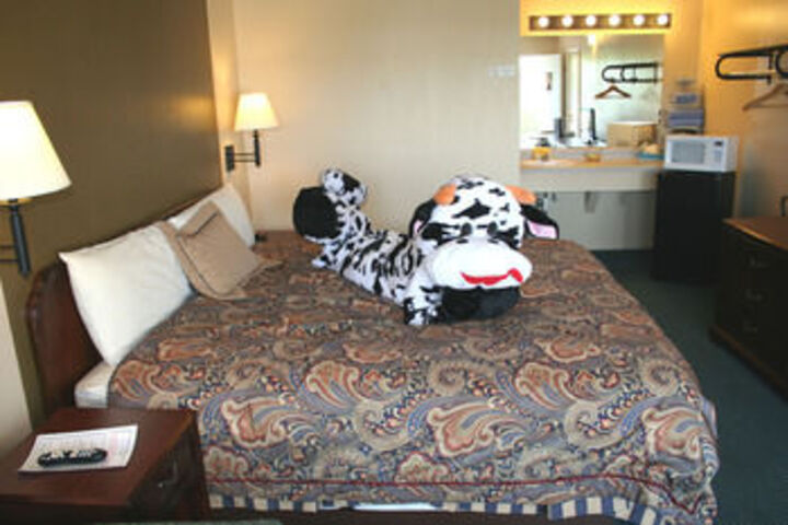 Room 32 of 50