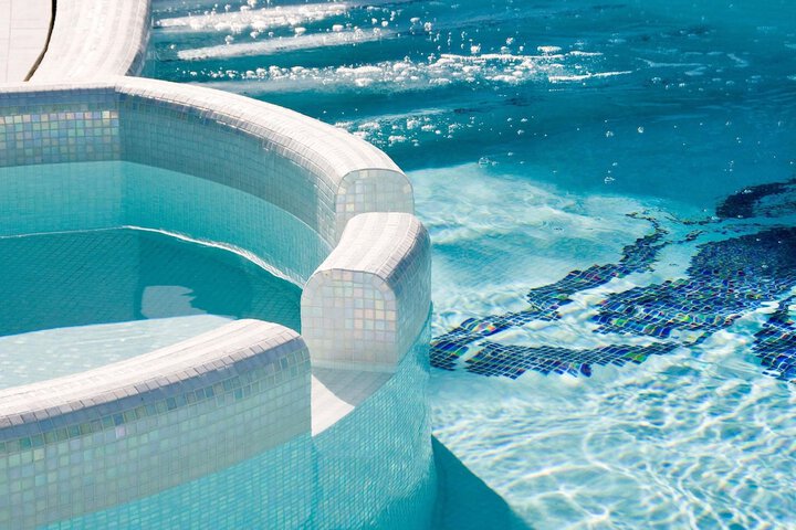 Pool 33 of 95