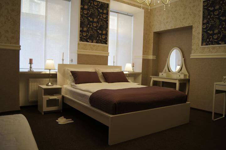 Room 4 of 58