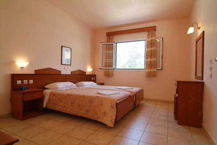 Room 5 of 6