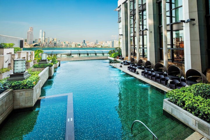 Pools & Facilities