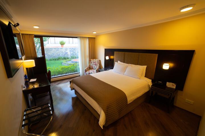 Room 7 of 62