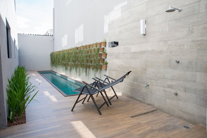 Pool 29 of 48