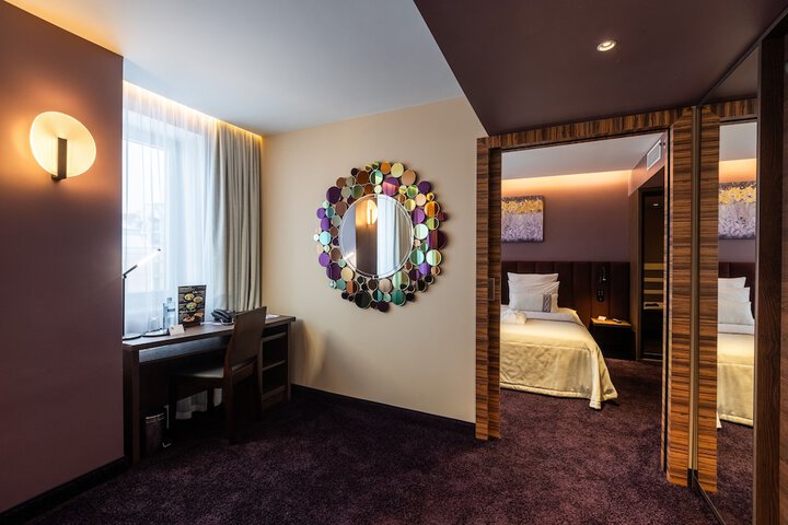 Room 26 of 63