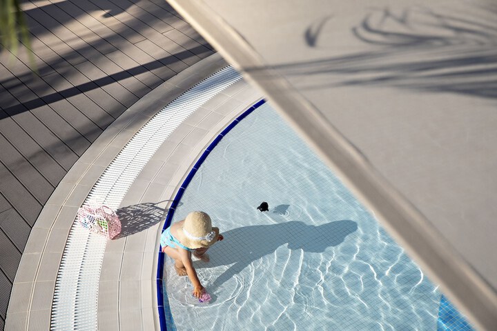 Pool 30 of 121