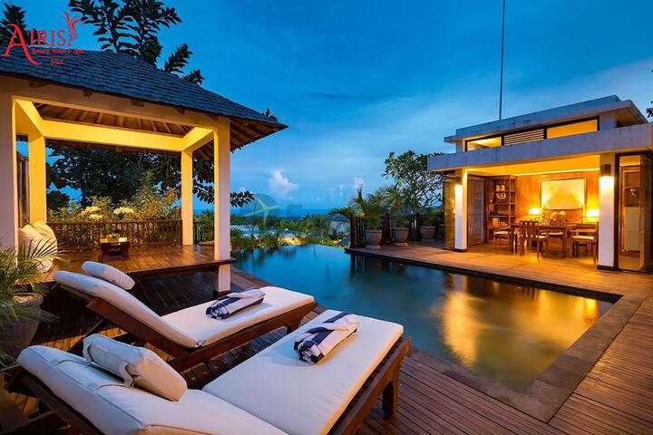 Pool Hotel