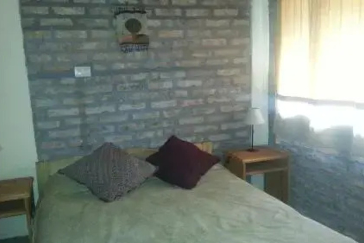 Room 2 of 11