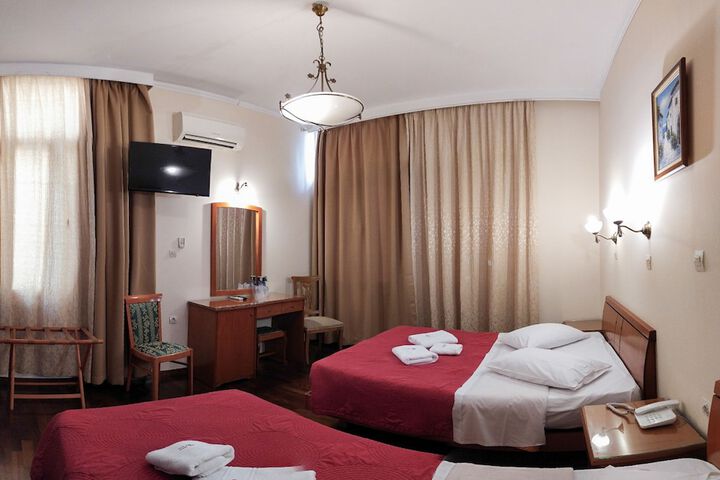 Room 49 of 152