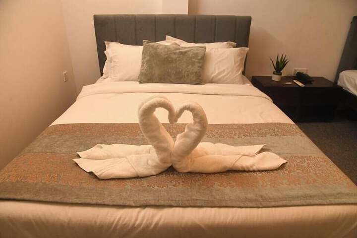 Room 6 of 21