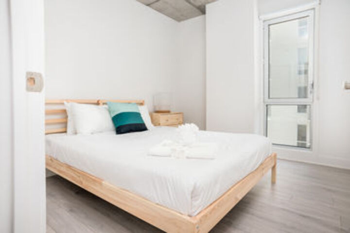 Room 5 of 15