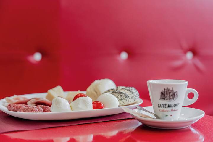Breakfast/Coffee Service 66 of 81