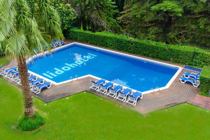 Pool 82 of 108