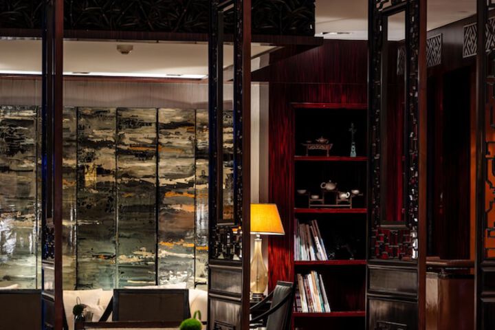 Lounge 61 of 70