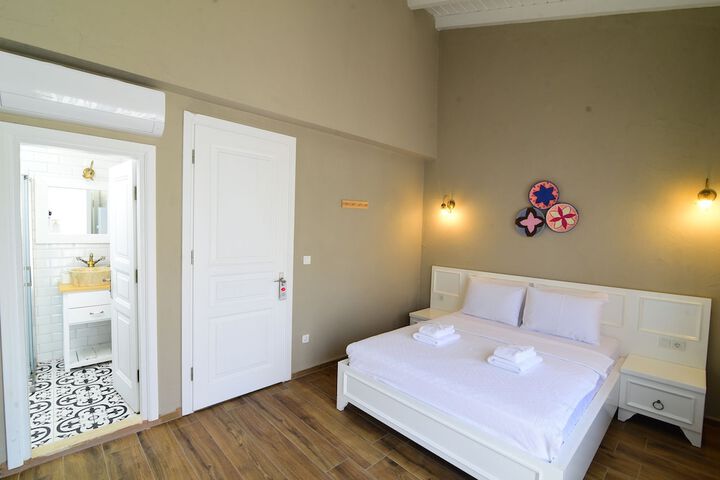 Room 16 of 57
