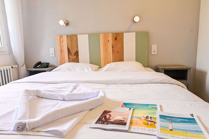 Room 4 of 52
