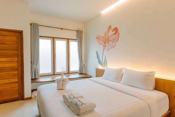 Room 10 of 80