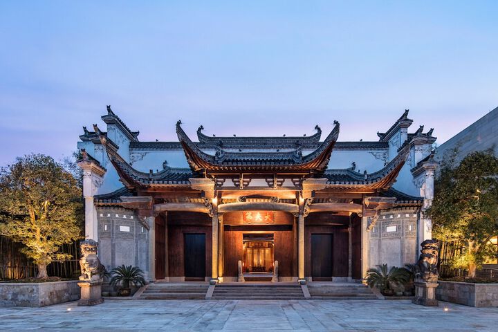 Exterior of Ahn Luh Zhujiajiao