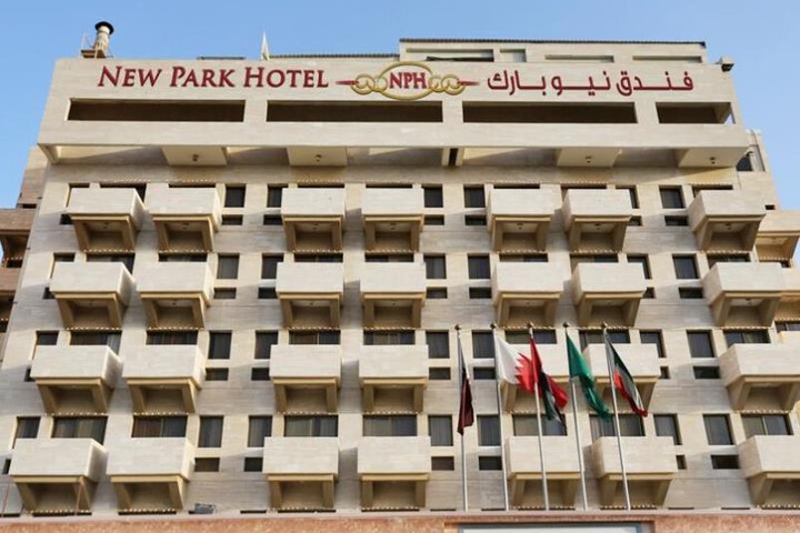 NEW PARK HOTEL