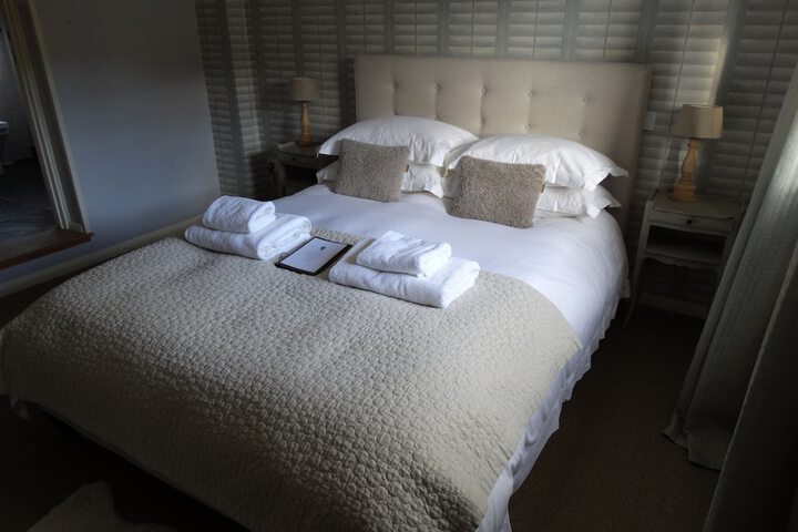 Room 2 of 30