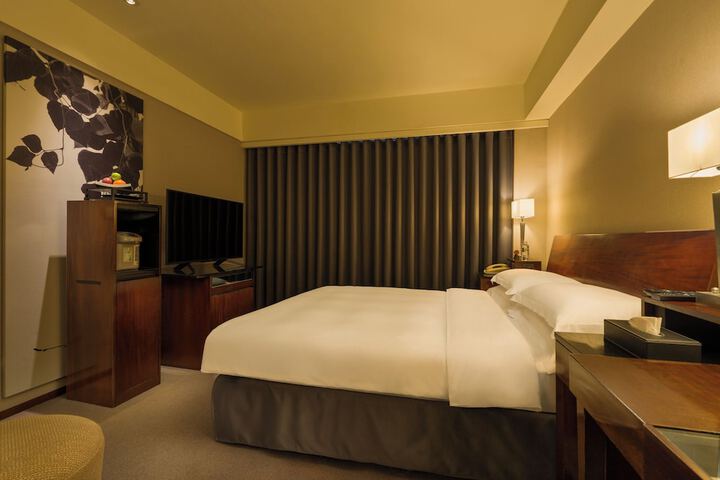 Room 16 of 61
