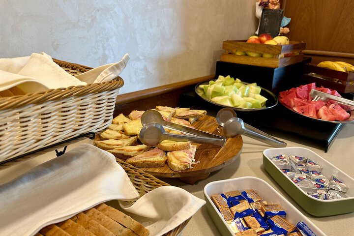 Breakfast/Coffee Service 41 of 52