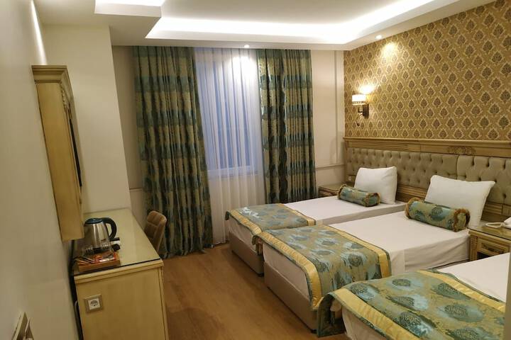 Room 34 of 67