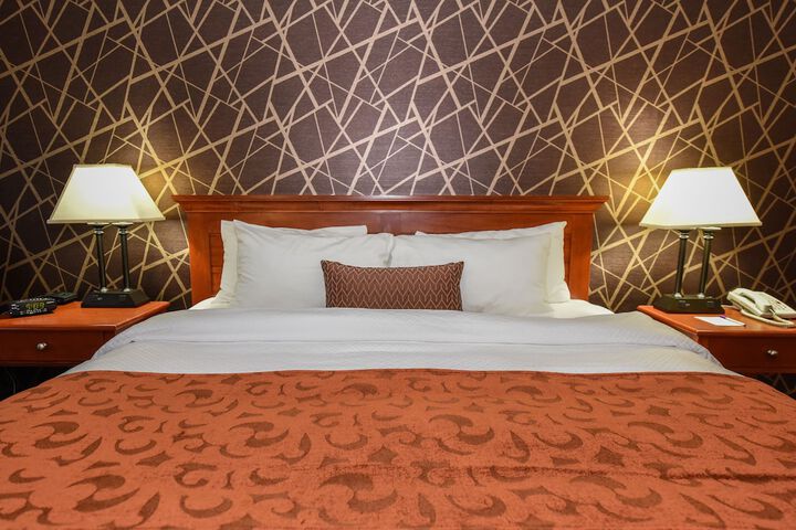Room 5 of 31