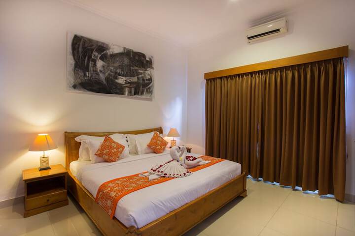 Room 8 of 56