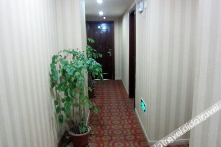 Hotel Interior 10 of 16