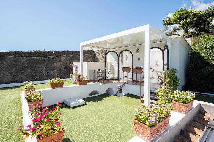 Terrace/Patio 51 of 70