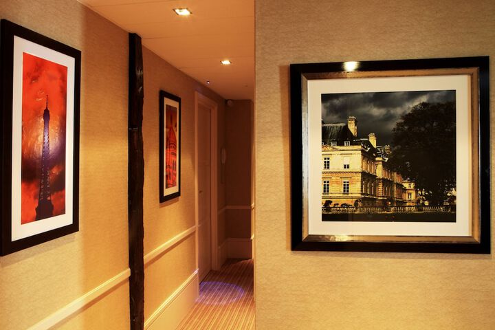 Hotel 33 of 34