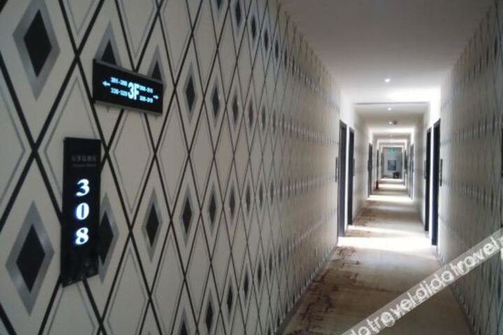 Hotel Interior 4 of 20