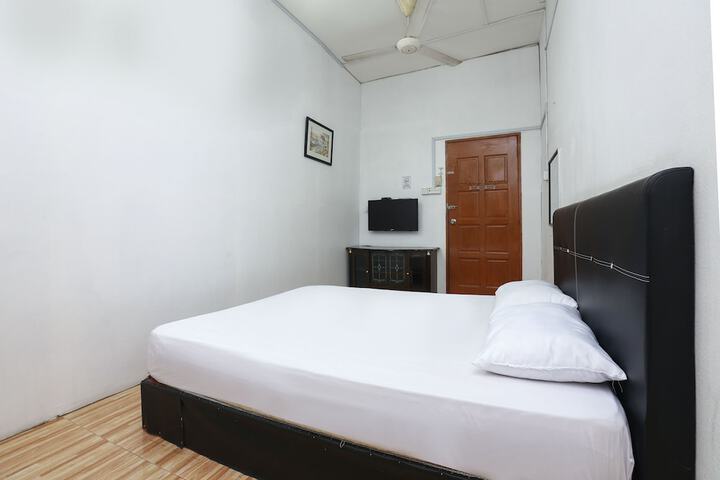 Room 16 of 22