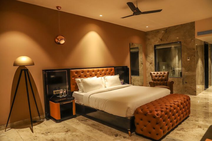 Room 7 of 23