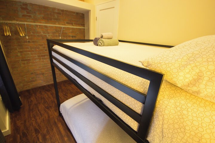 Room 46 of 125