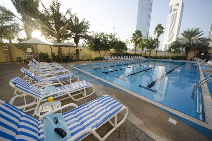 Hotel Pool