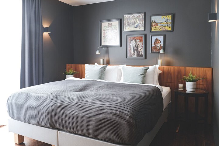 Room 13 of 69