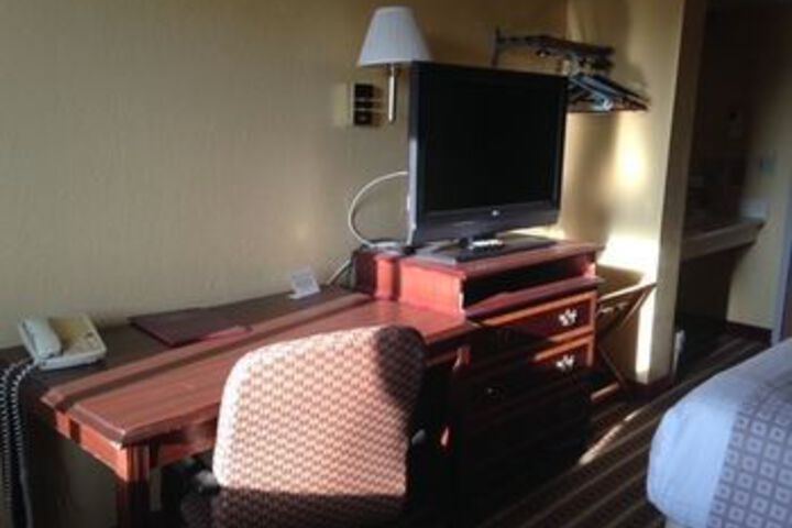Room 32 of 44